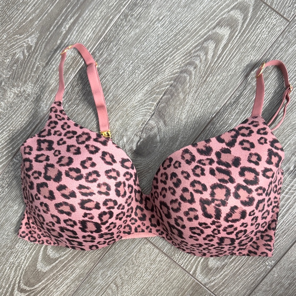 Victoria’s Secret Incredible Leopard Print Bra 34DD